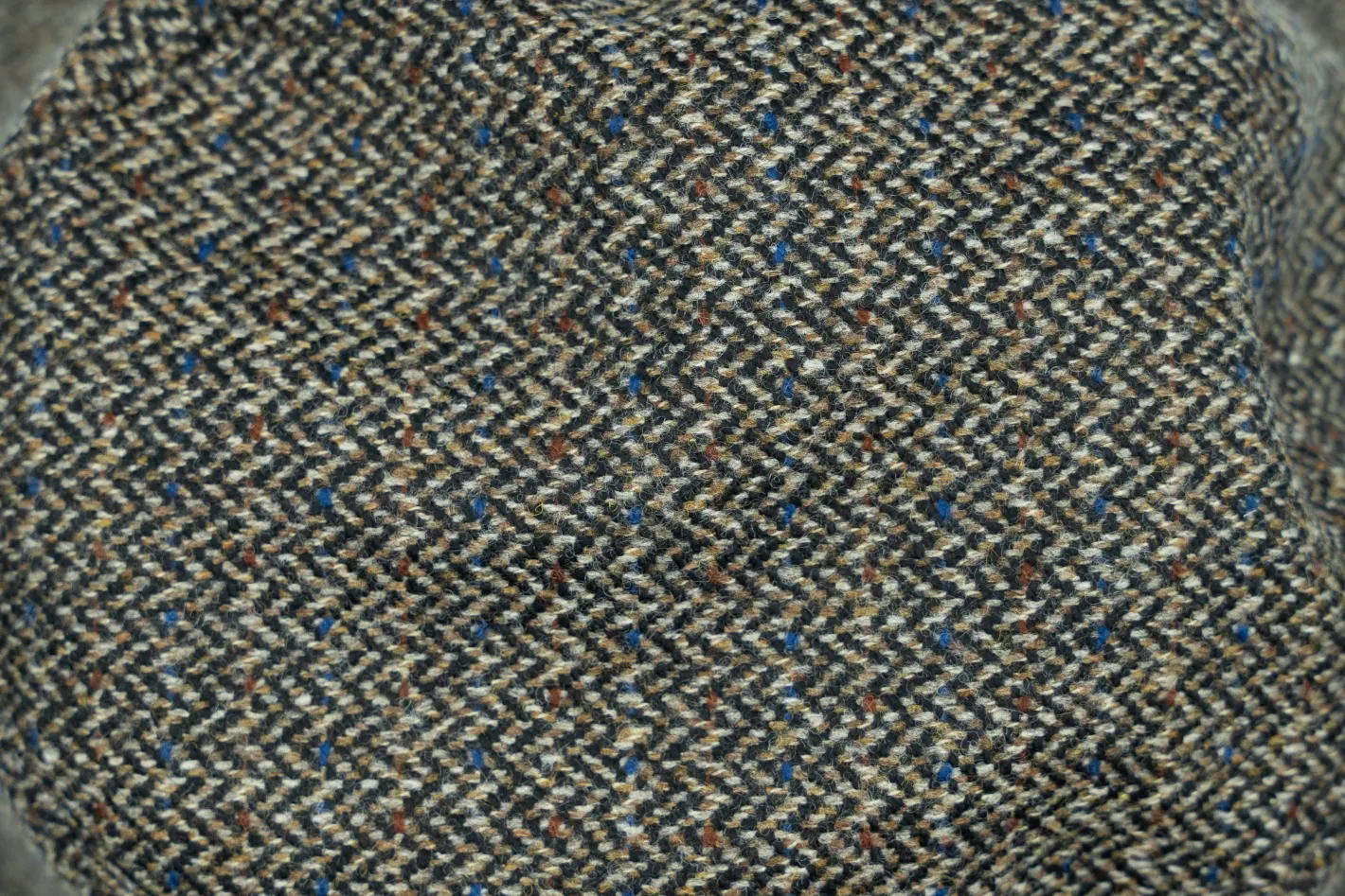 bob_impermable_rversible_en_tweed__chevrons_noirs_3.webp hollington Accessoires*Bob imperméable réversible en tweed à chevrons noirs