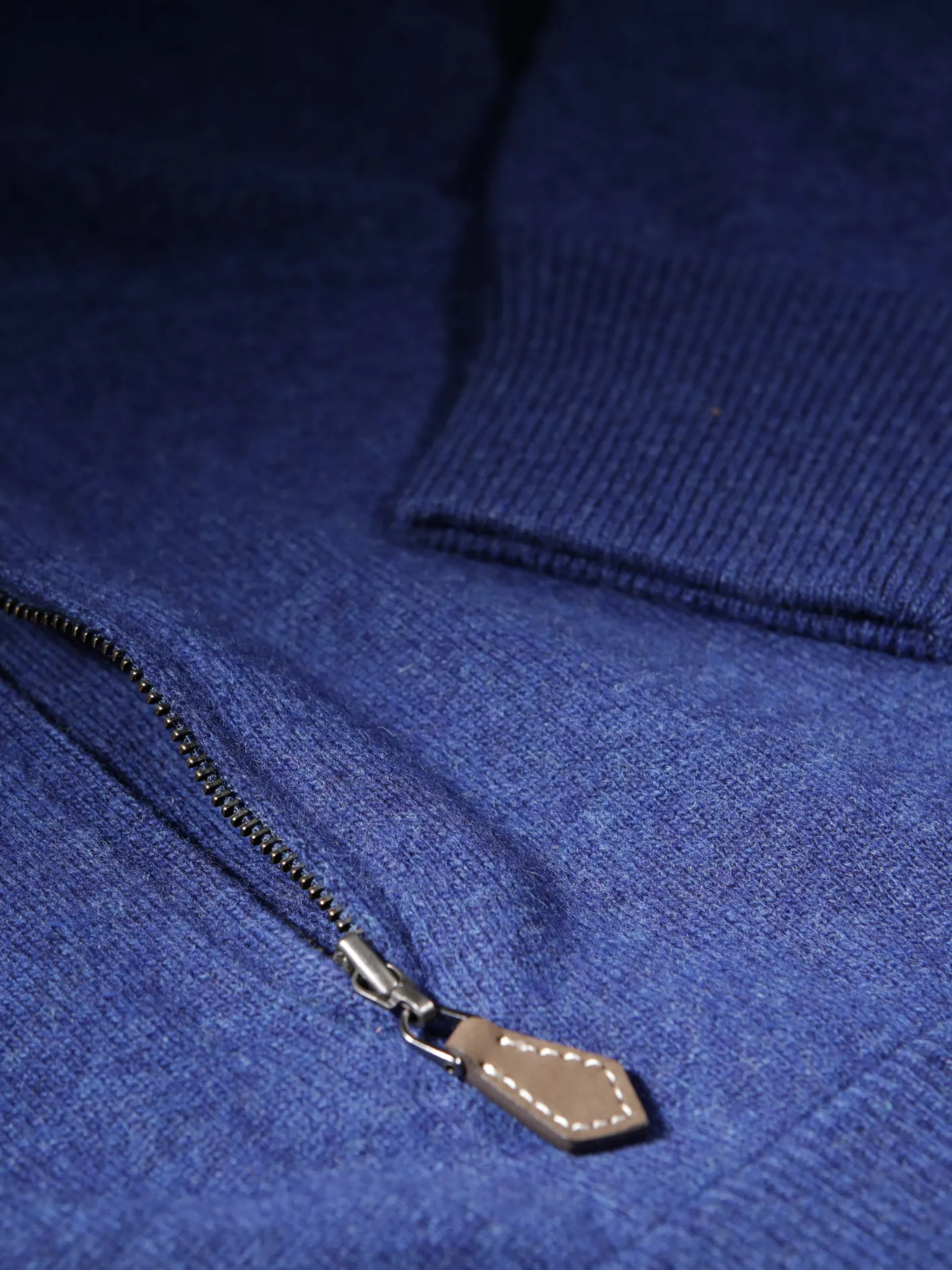 cardigan_zipp_en_geelong_bleu_indigo_2.webp hollington Maille*cardigan zippé en geelong bleu indigo