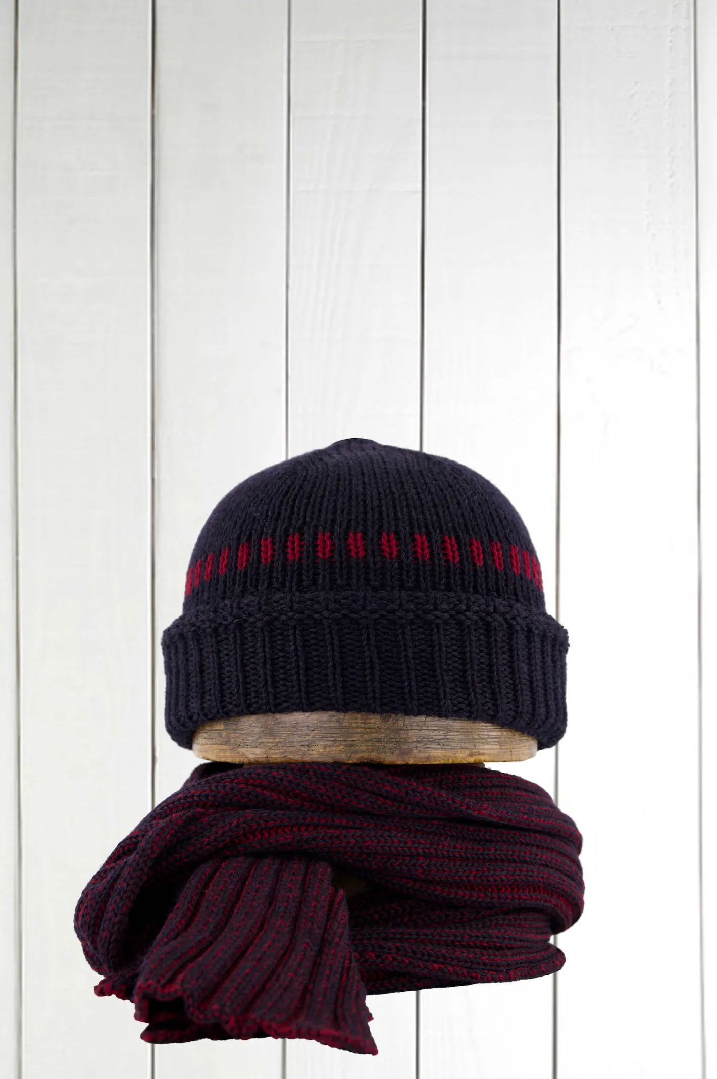 hollington Accessoires | Inis Meáin*écharpe Inis Meain en alpaga mérinos et soie noir et rouge