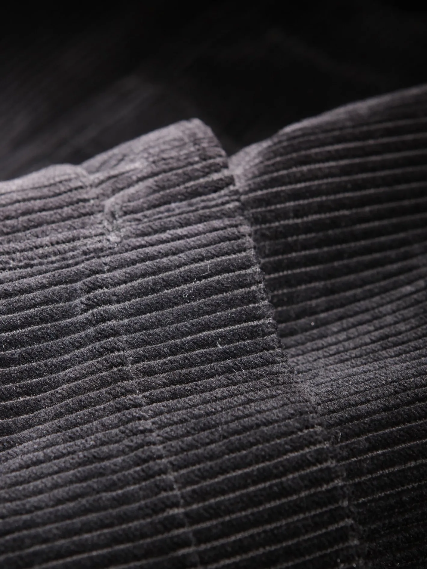 gilet__poches_en_velours_de_laine_noir_2.webp hollington Gilets*gilet 20 poches en velours de laine noir