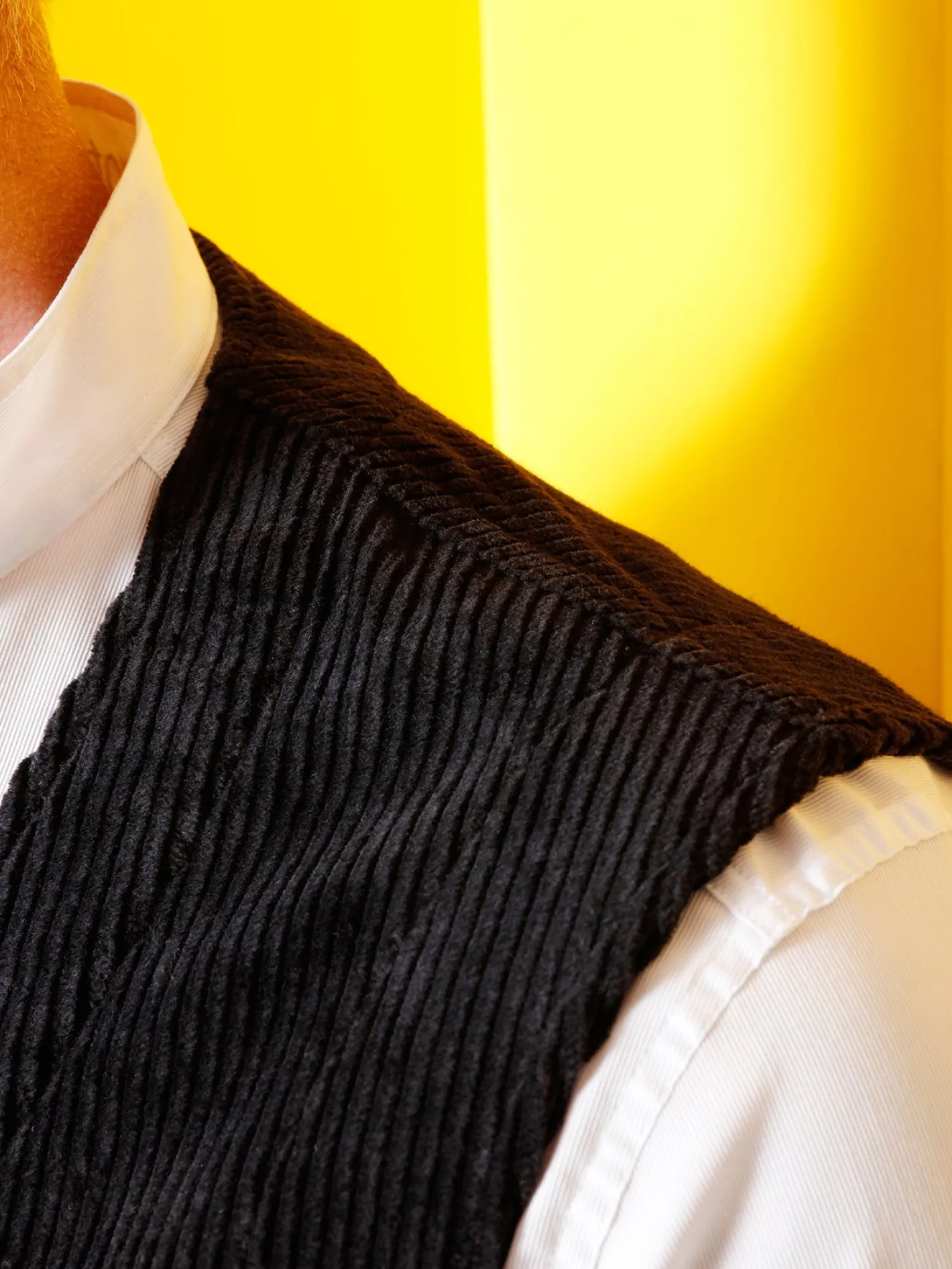 gilet__poches_en_velours_de_laine_noir_8.webp hollington Gilets*gilet 20 poches en velours de laine noir