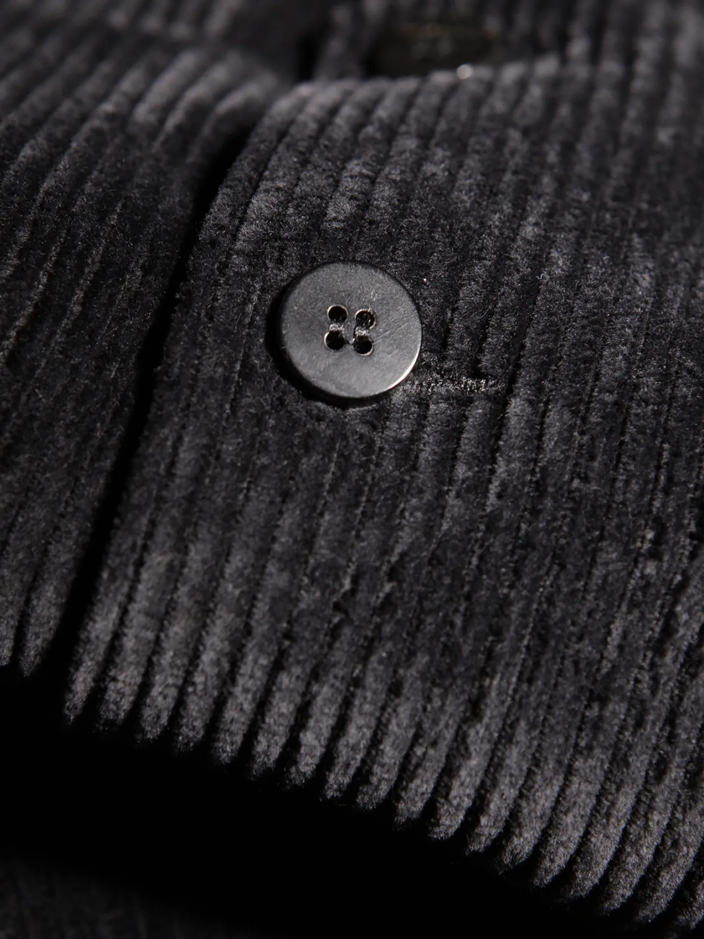 gilet__poches_passepoiles_en_velours_de_laine_noir_2.webp hollington Gilets*gilet à poches passepoilées en velours de laine noir