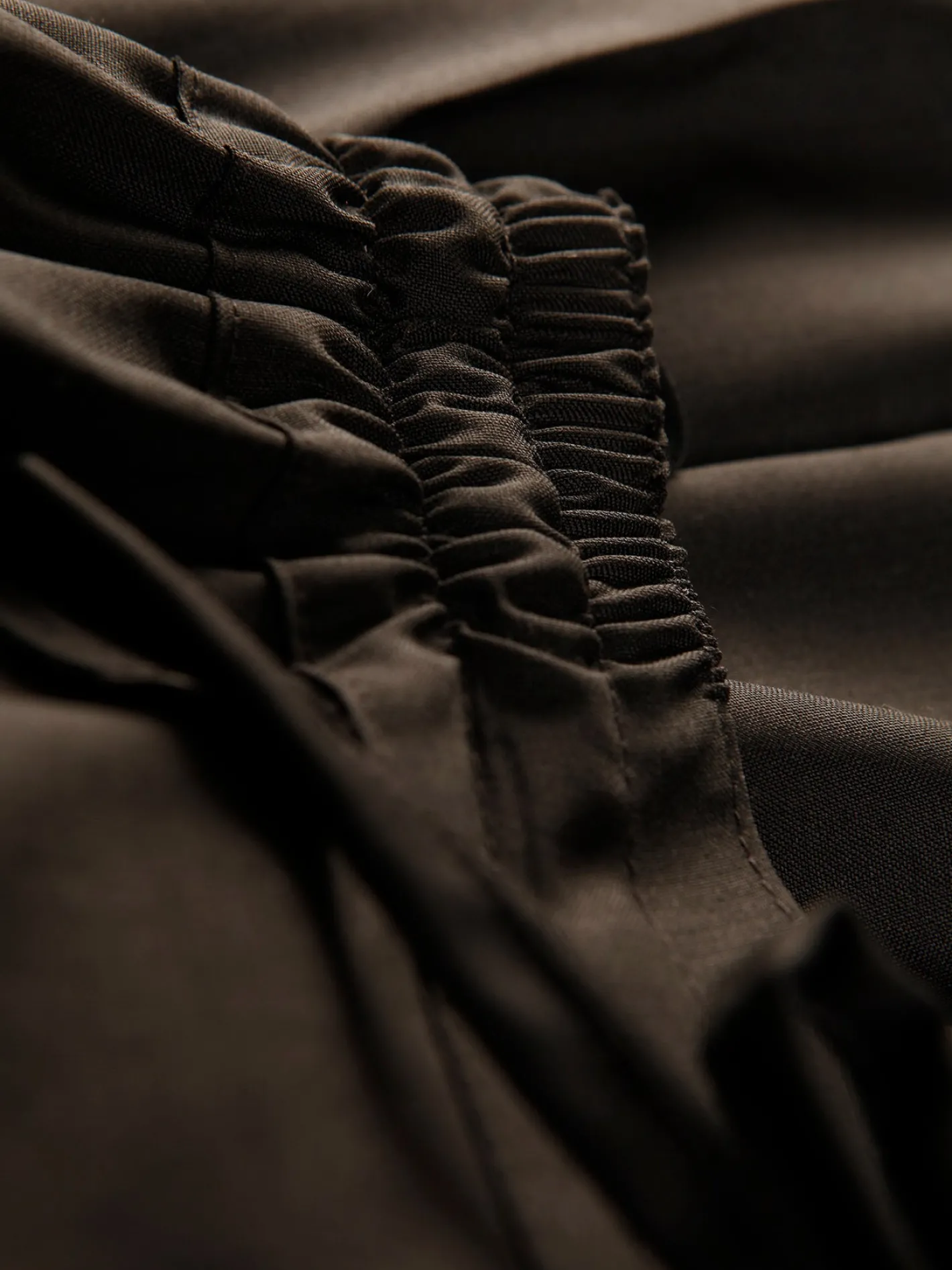 pantalon_hakama_en_toile_de_laine_noire_2.webp hollington Pantalons*pantalon hakama en toile de laine noire