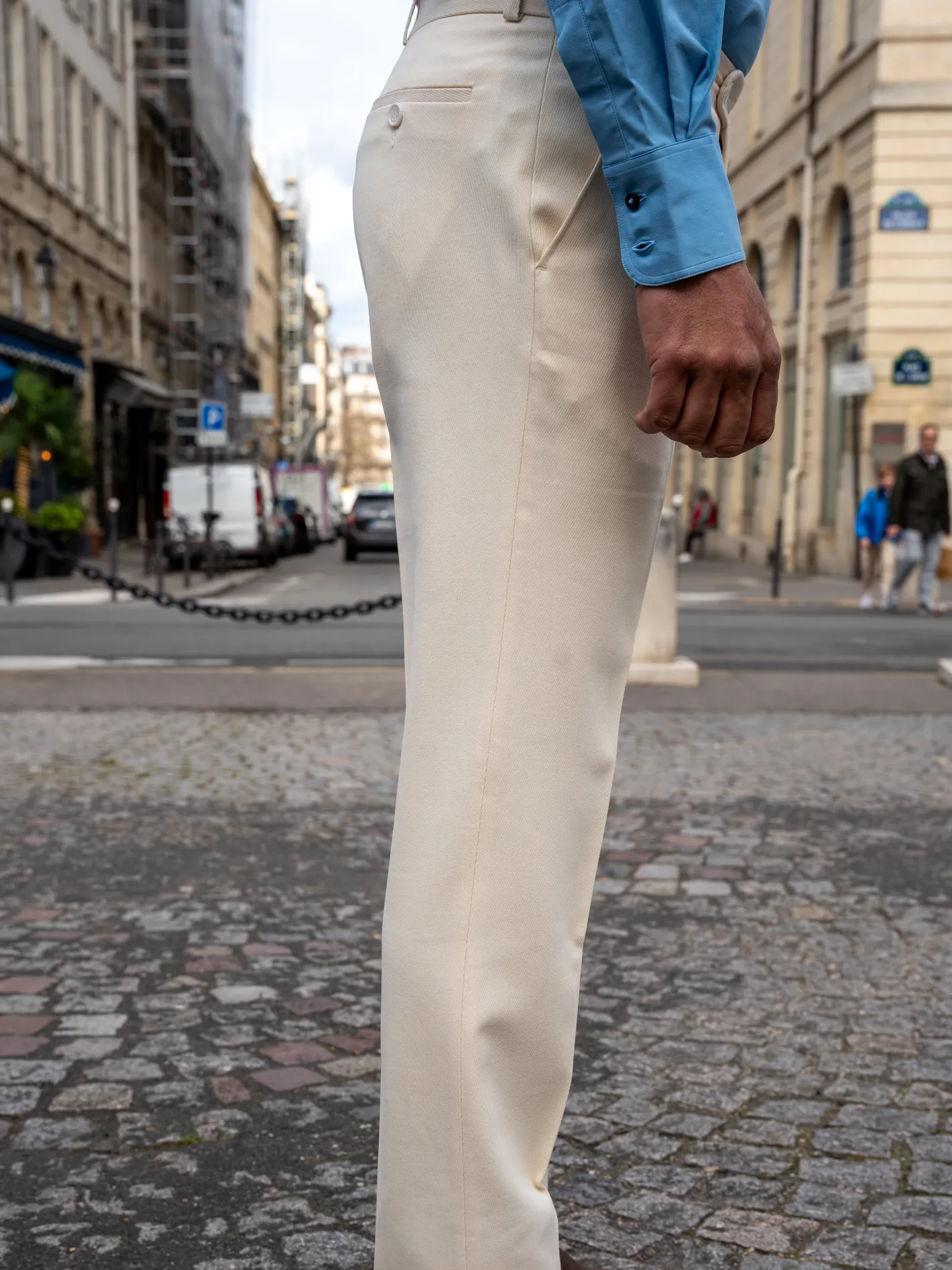 pantalon_italien_siza_cru_en_serge_de_coton_et_laine_13.webp hollington Pantalons*pantalon italien siza écru en serge de coton et laine