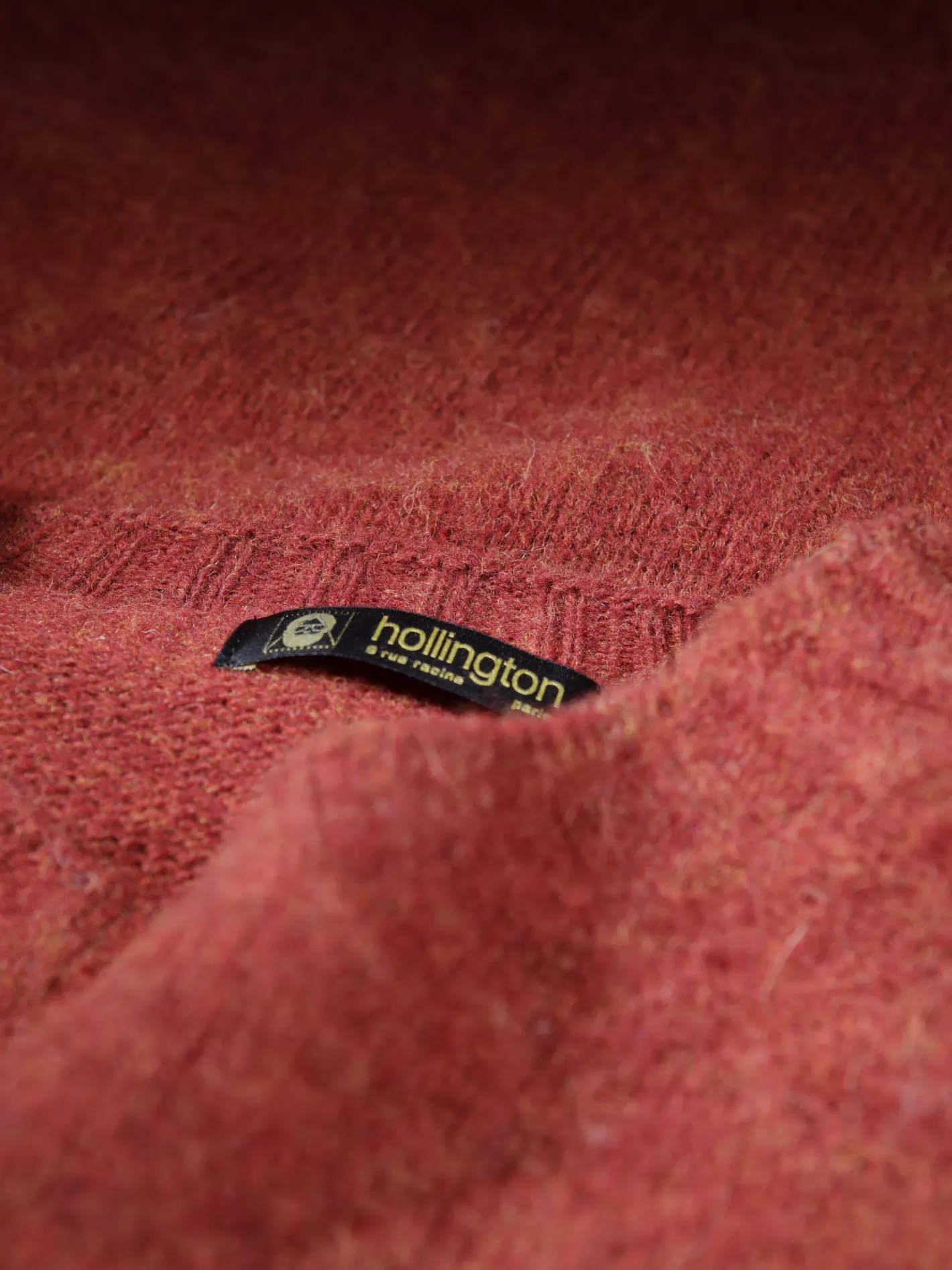 hollington Maille*pull-over à col rond 100 % shaggy wool feu