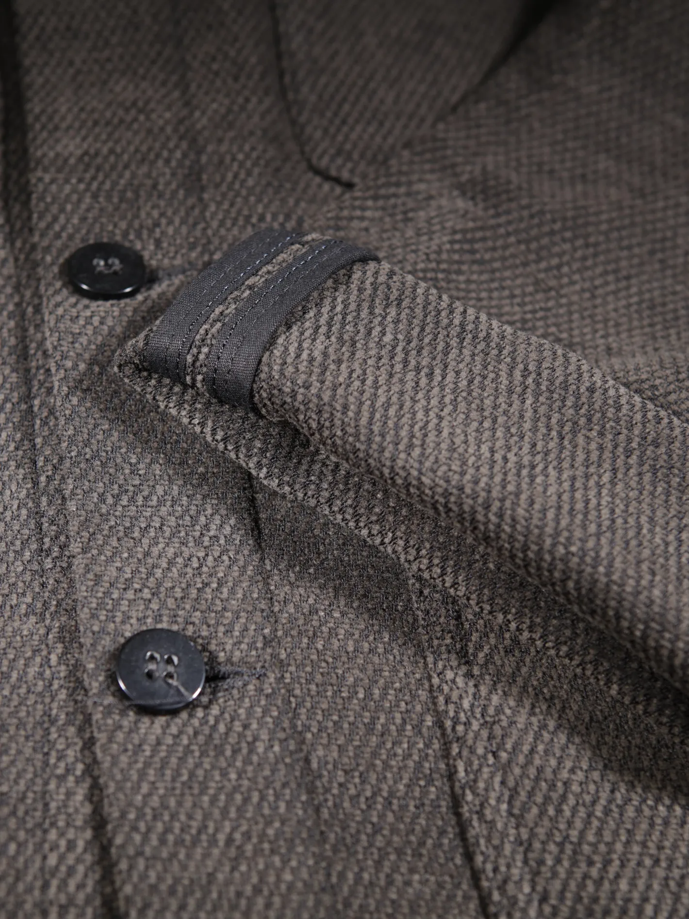 veste_naipaul_en_chenille_bronze_et_noire_2.webp hollington Vestes & Manteaux*veste naipaul en chenille bronze et noire