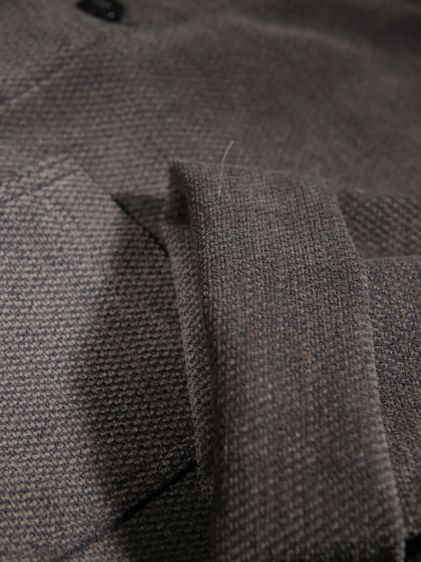 veste_naipaul_en_chenille_bronze_et_noire_3.webp hollington Vestes & Manteaux*veste naipaul en chenille bronze et noire