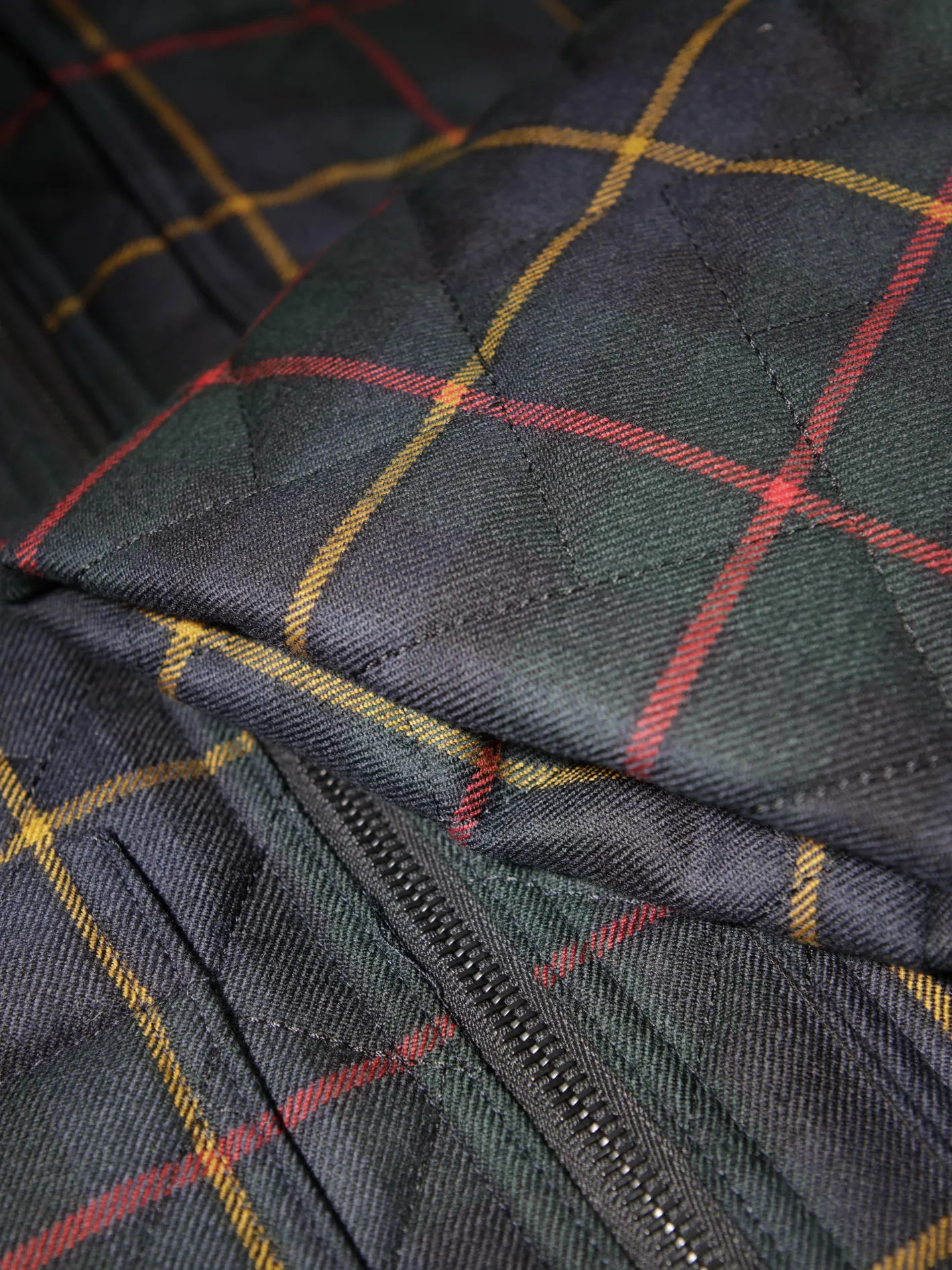 veste_naipaul_matelasse_et_zippe_en_tartan_macleod_3.webp hollington Vestes & Manteaux*veste naipaul matelassée et zippée en tartan macleod