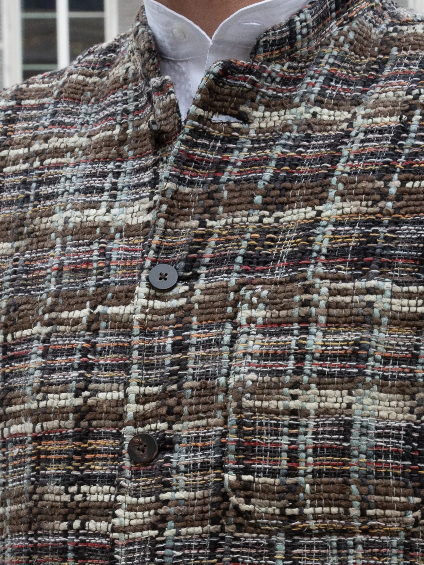 veste_tyrol_ajuste_en_soie_indienne_sauvage_8.webp hollington Vestes & Manteaux*veste tyrol ajustée en soie indienne sauvage