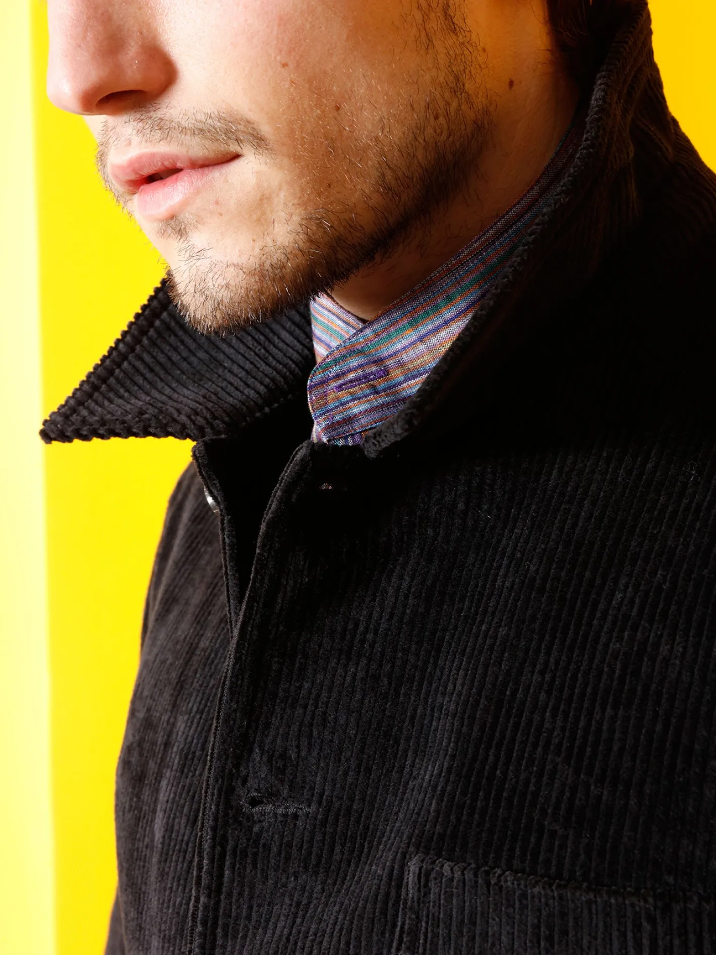 vestesligo__col_charpentier_en_velours_de_laine_noir_4.webp hollington Vestes & Manteaux*veste sligo à col charpentier en velours de laine noir